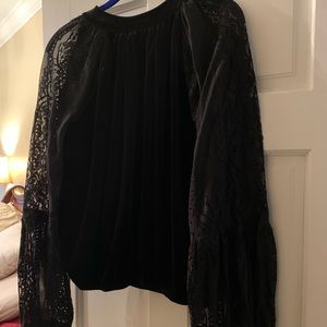 Dream team lace and velvet top